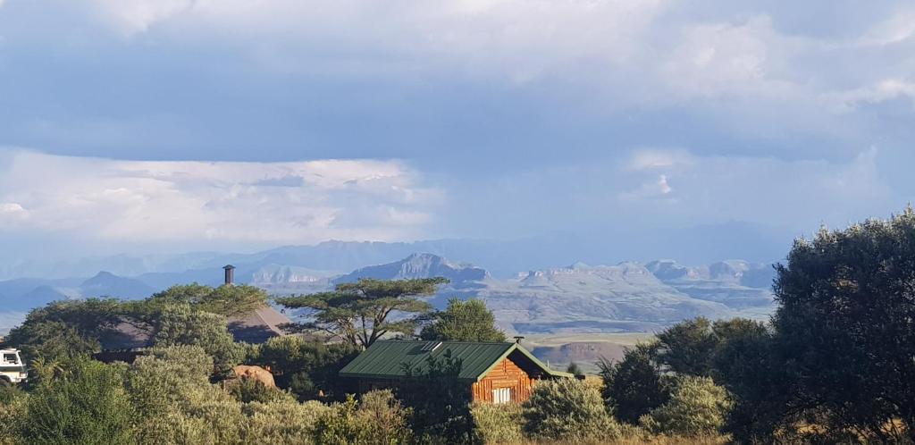 About Green Fire Drakensberg Lodge