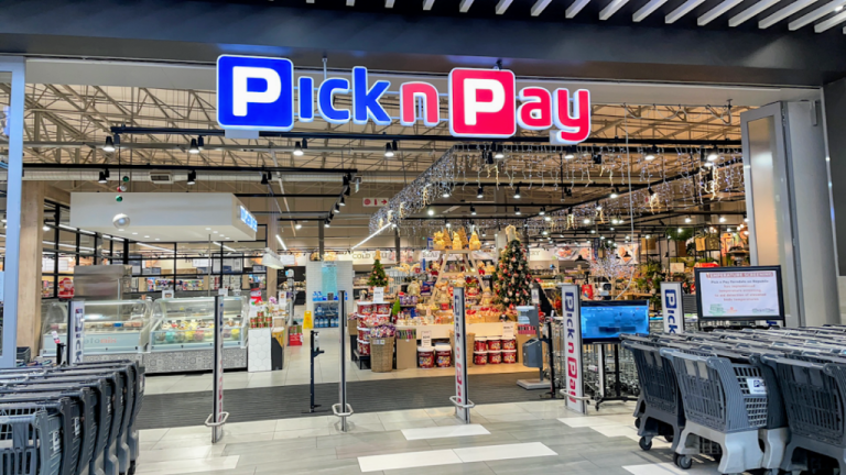 Save money and shop smart with Pick n Pay Specials! Don't miss out on the newest deals from this trusted retailer and keep your wallet happy. Pick n Pay is running a pre-month end sale with incredible discounts on a variety of products